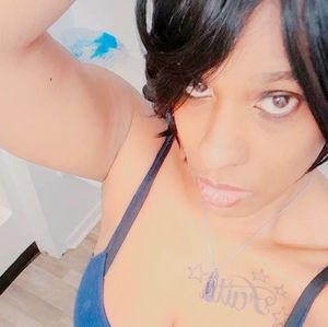 Meet your Posher, Cydney